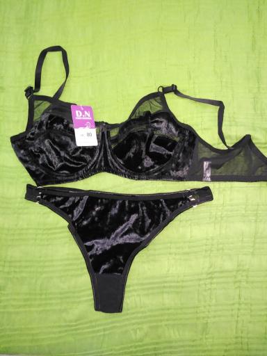 عکس لباس زیر آرتمیس 