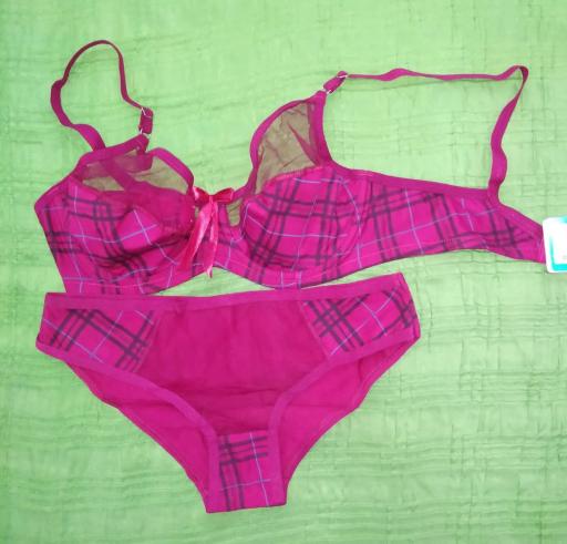 عکس لباس زیر آرتمیس 