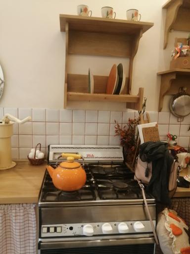 عکس آشپزخونه نعلبکی