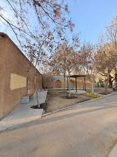 عکس فضای سبز خیابان طیب