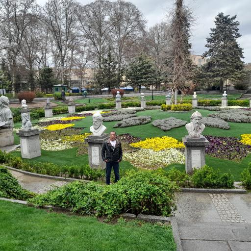 بوستان میدان بوعلی سینا