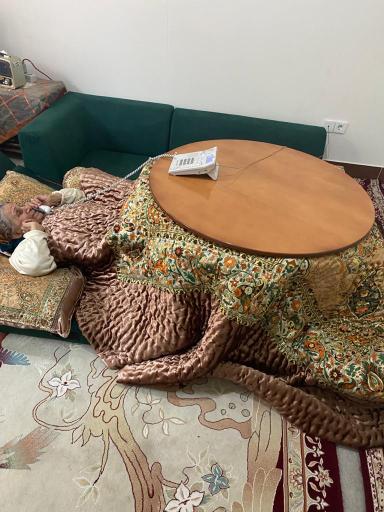 عکس کارخانه و نمایشگاه کرسی یلدا