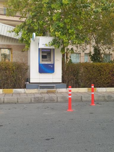 عکس عابر بانک سامان