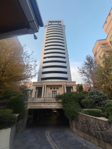 عکس برج پلاتینیوم