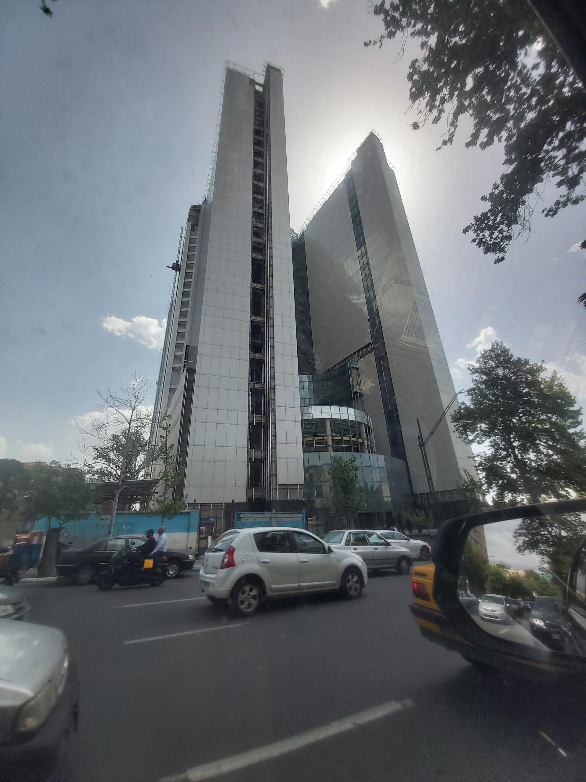 عکس برج باران