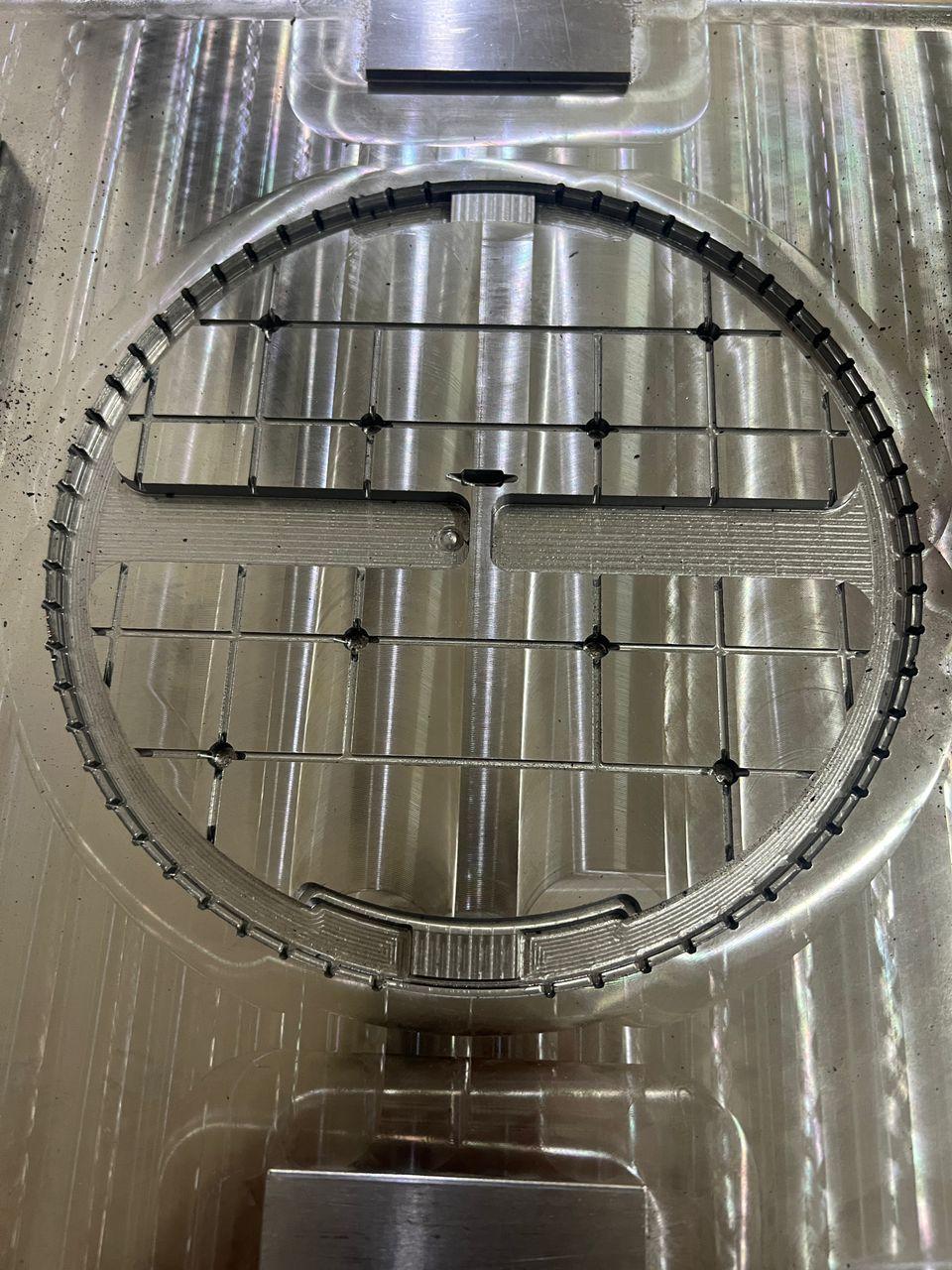 عکس قالبسازی و تولیدی دایکو