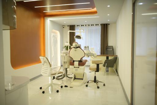 عکس کلینیک دندانپزشکی دکتر امین جعفری