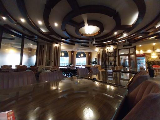 عکس کافه رستوران لاون، لوندر