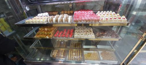 عکس قنادی درخشان