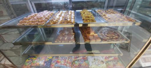 عکس قنادی درخشان