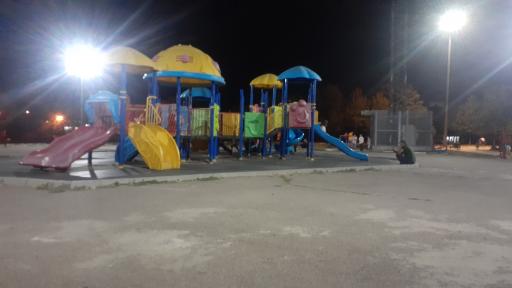 عکس زمین بازی کودکان