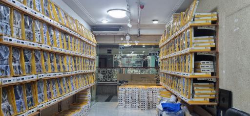 عکس تولید و پخش پوشاک ویونا