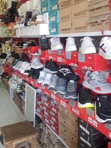 کفش محمدیان