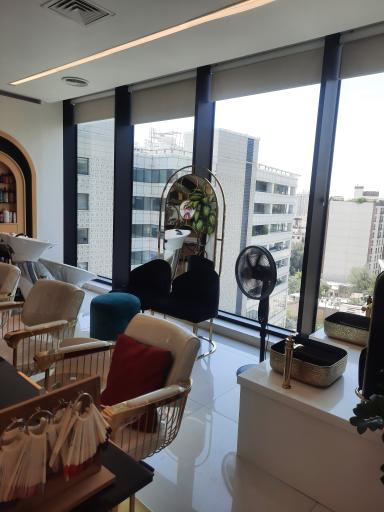 عکس سالن رزا بیوتی