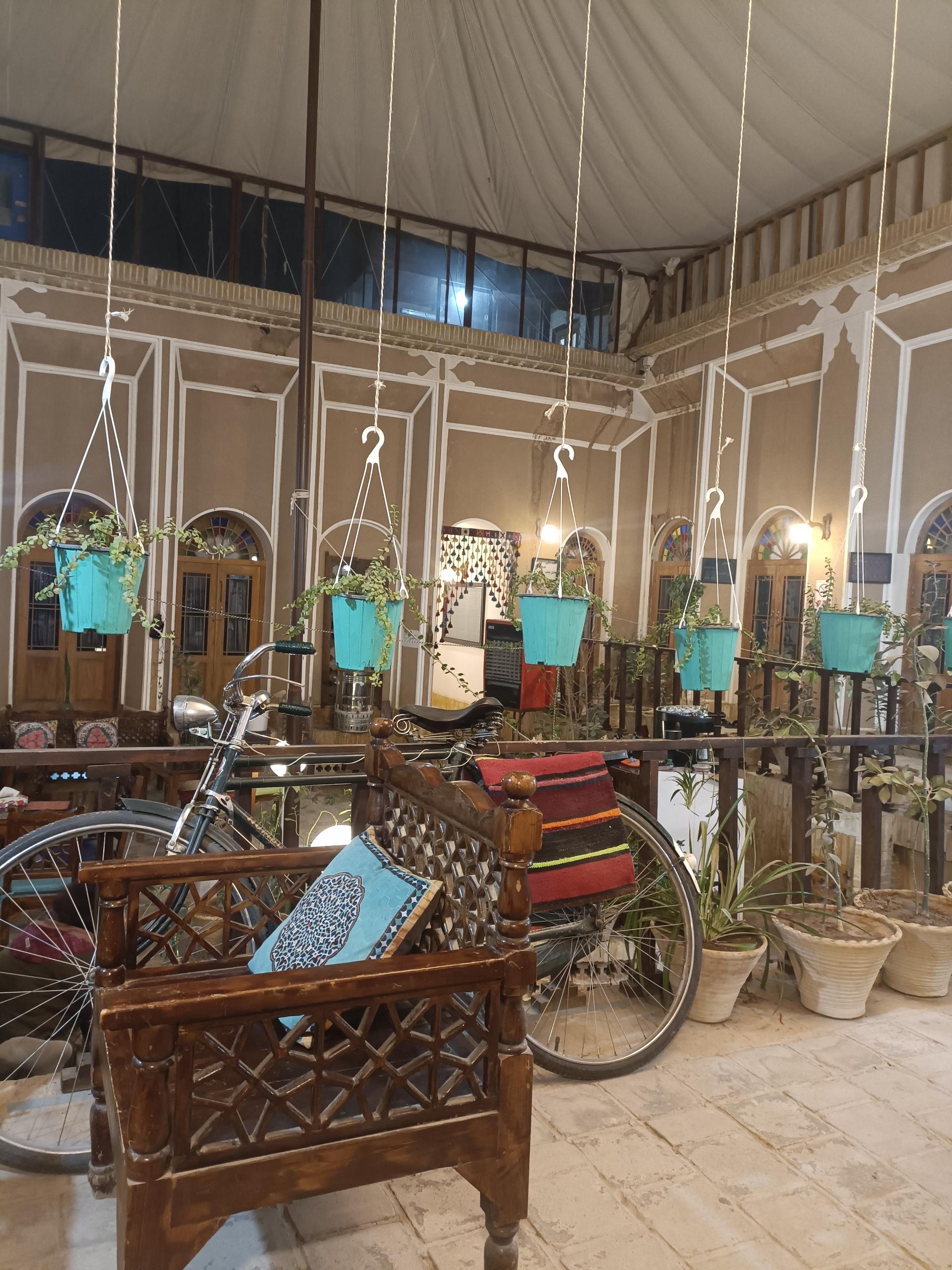 عکس هتل سنتی ترنج