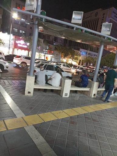 عکس  چهارراه بزرگمهر
