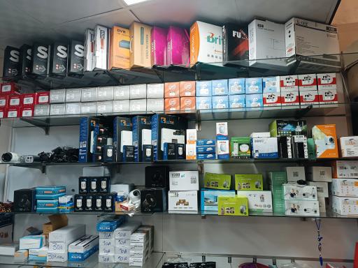 عکس دوربین مداربسته تجهیزات شبکه و دزدگیر اماکن آرنوتک