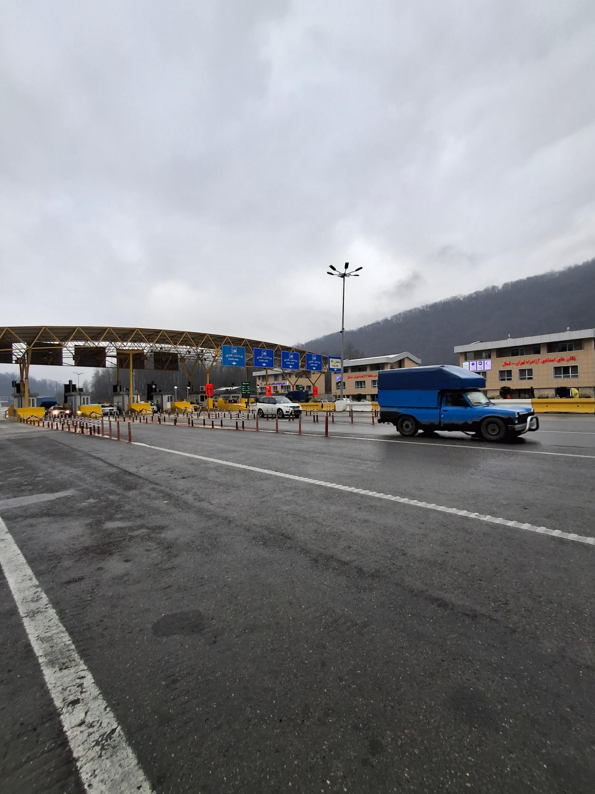 عکس راهداری منطقه ۴ آزادراه تهران- شمال