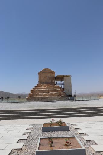 عکس آرامگاه کوروش بزرگ