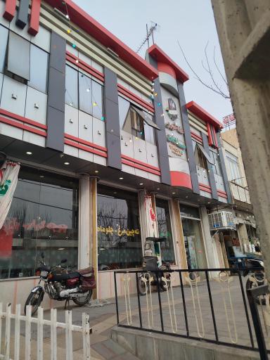 عکس رستوران سادات