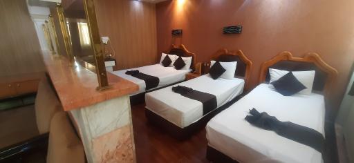 عکس هتل خیام