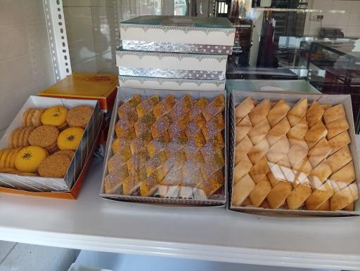 عکس حلوا مسقطی  سنتی لاری ضیافت