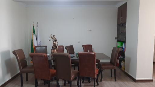 عکس دفتر وکالت خانم حبیبی 