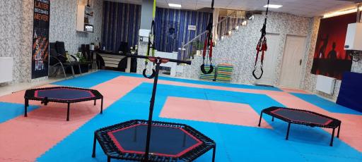 عکس باشگاه ورزشی موج مثبت