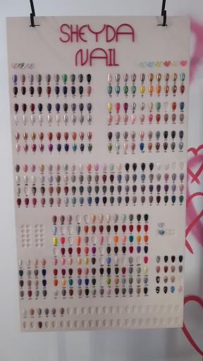 خدمات تخصصی ناخن شیدا