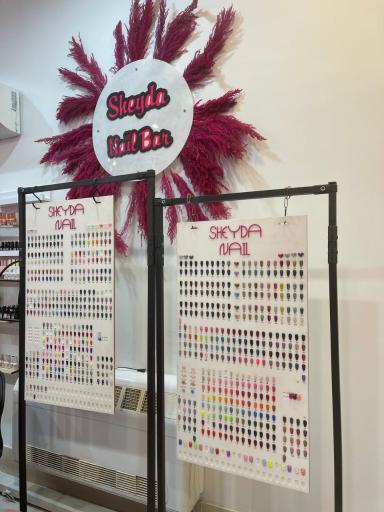 عکس خدمات تخصصی ناخن شیدا