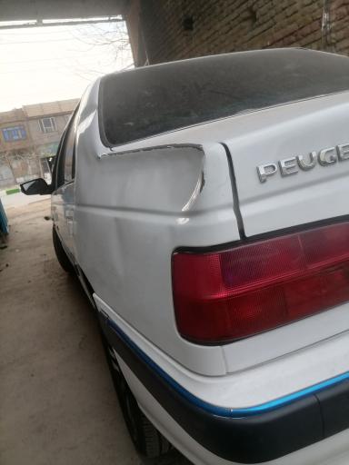 نقاش اتومبيل واحد