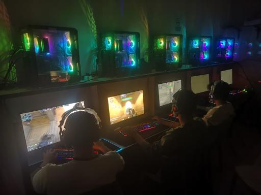 عکس گیم نت حرفه ای