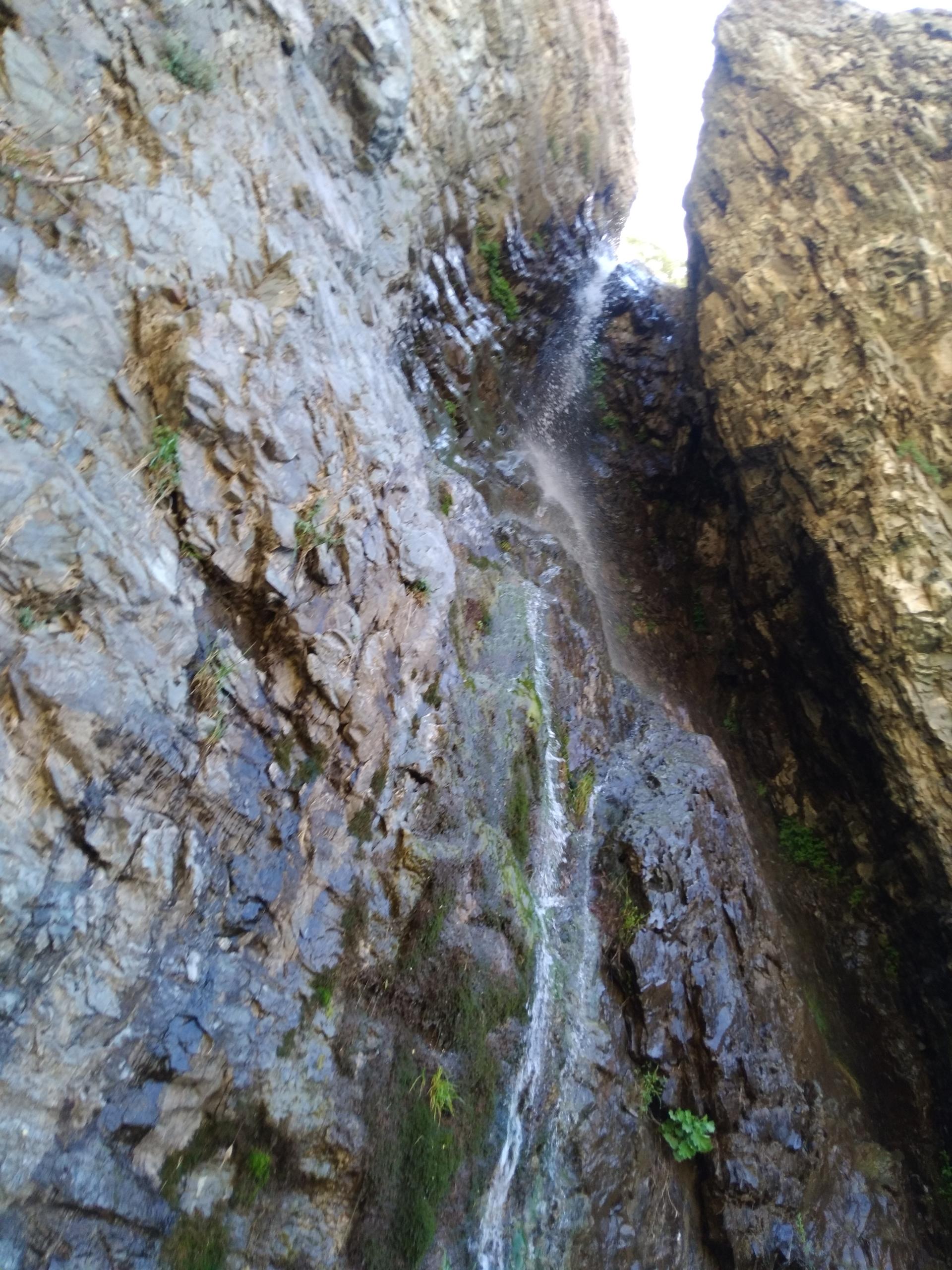 عکس آبشار سر یونجه