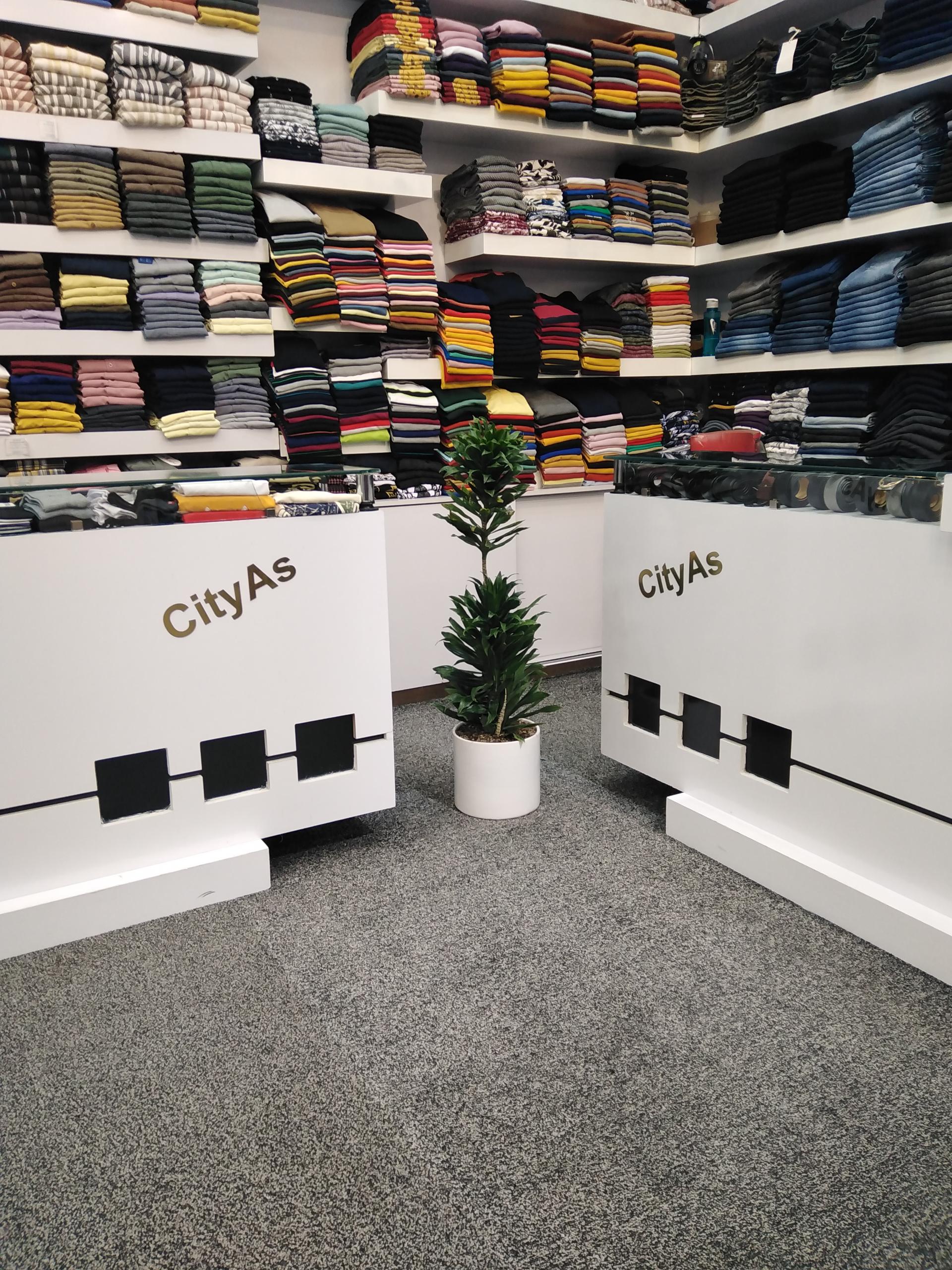 عکس فروشگاه آقای عزیز 