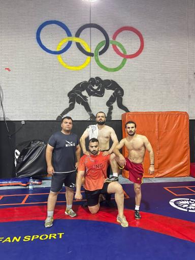 عکس سالن ورزشی پیام نور