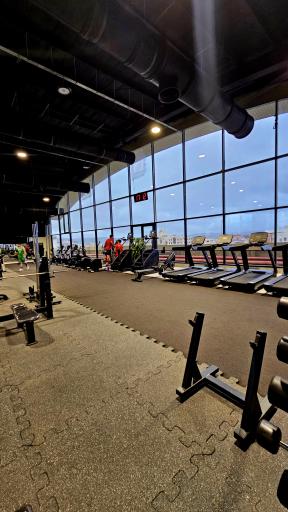 عکس باشگاه ورزشی m8