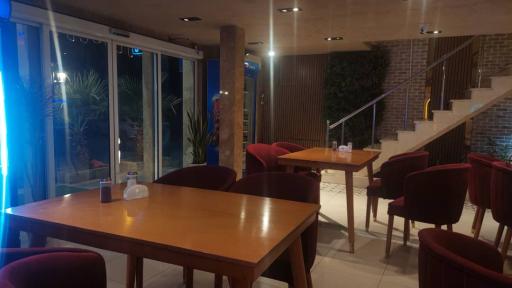 رستوران قاجاری