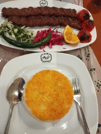 رستوران قاجاری