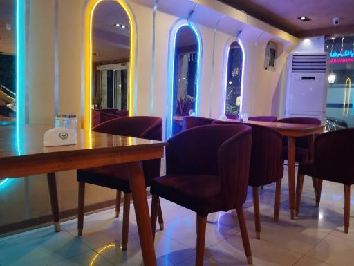 رستوران قاجاری