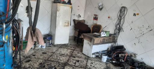 عکس مکانیکی قائم