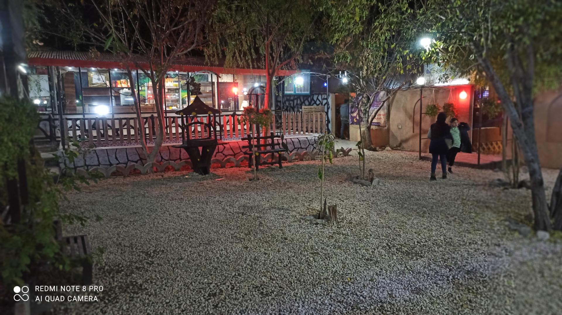 عکس باغ رستوران سنتی دورهمی