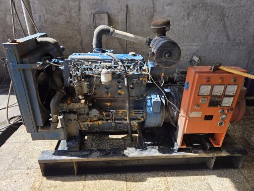 عکس کارگاه ماشین آلات راهسازی حسین طیبی