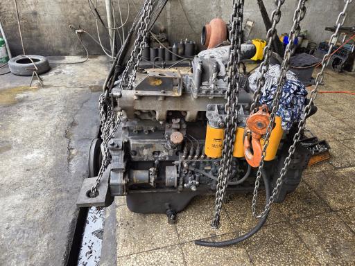 عکس کارگاه ماشین آلات راهسازی حسین طیبی