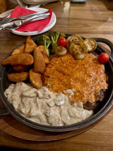 عکس فست فود کرنوپیچ