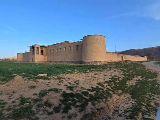 عکس قلعه نصیرخان بختیاری سردار جنگ قاجار