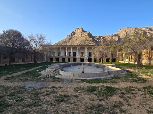 عکس قلعه نصیرخان بختیاری سردار جنگ قاجار