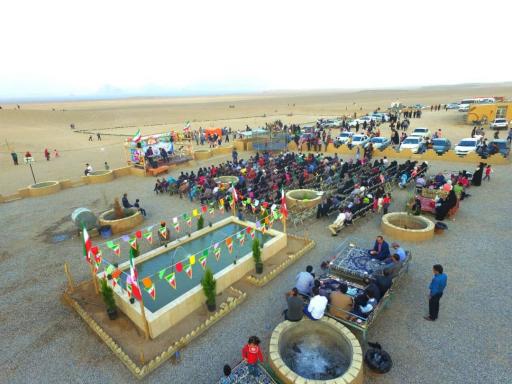 عکس کمپ کویری شهر آفتاب یزد