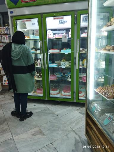 عکس شیرینی فروشی میرداماد