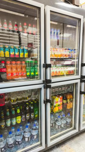 عکس شیرینی سرای آبان