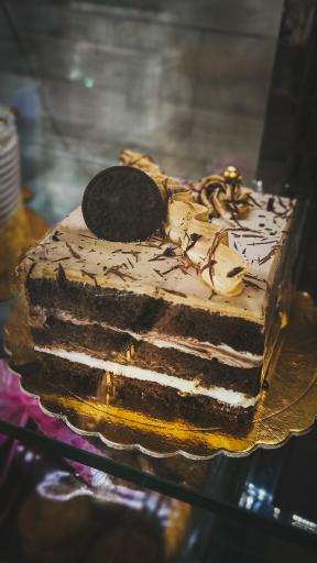 عکس شیرینی سرای آبان